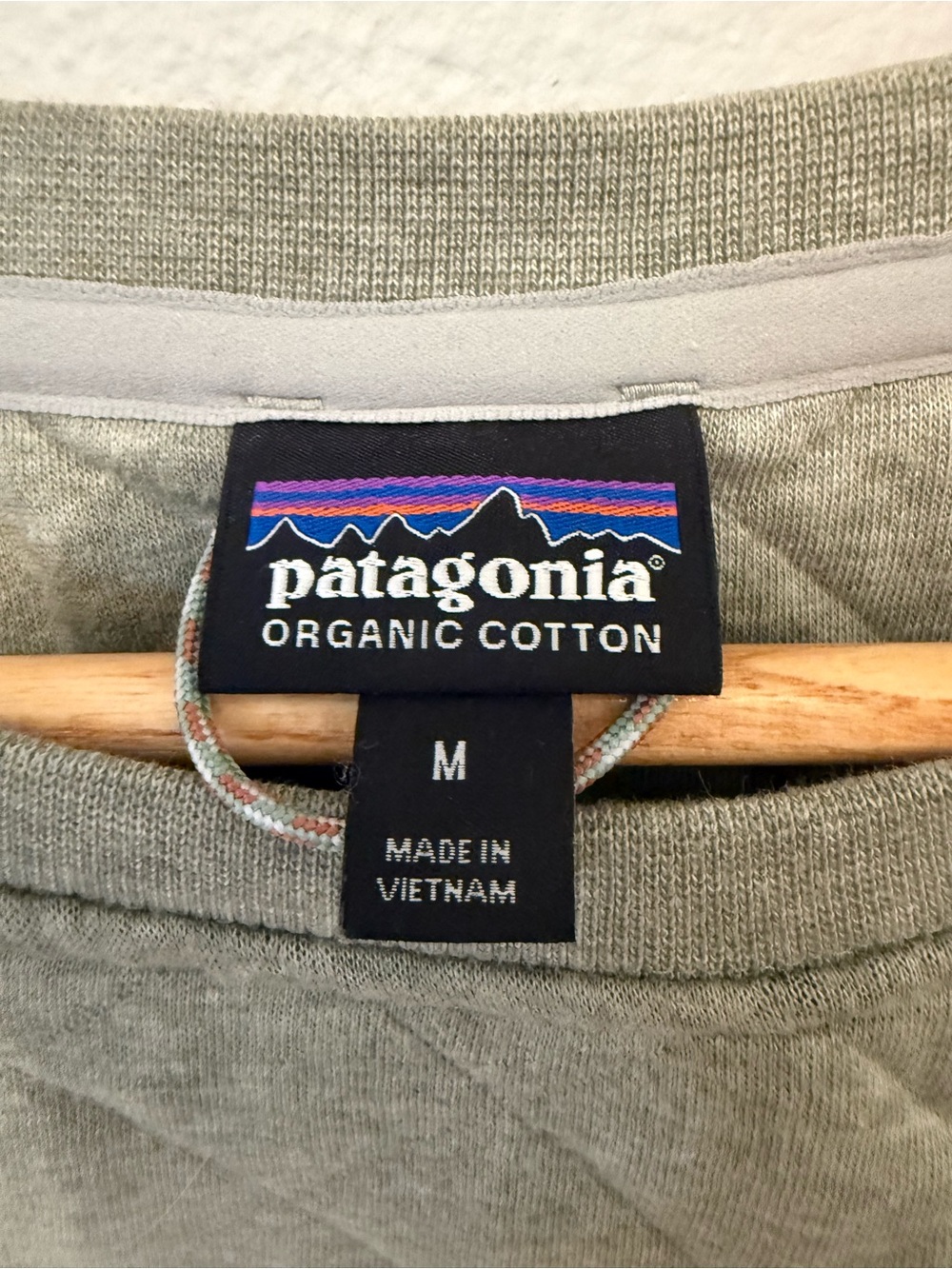 Patagonia Quilted Crewneck - Light Olive - Picture 3 of 3